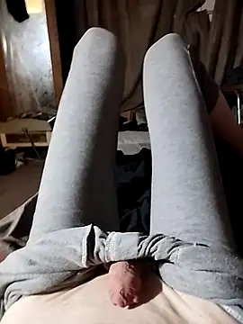 Snapshot of Danielle57_ chatting on 11/11/25, 07:58 Danielle57 online show from 11/11/25, 07:58