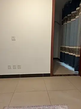 Snapshot of skys777 chatting on 12/15/25, 01:32 skys777 online show from 12/15/25, 01:32