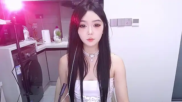 Snapshot of Miao-Maimiao chatting on 09/25/25, 02:43 Miao-Maimiao online show from 09/25/25, 02:43