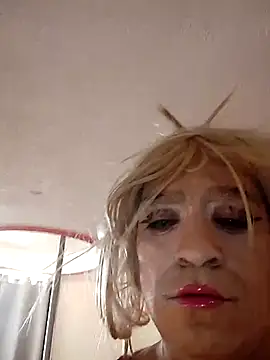 transreyna online show from 06/13/26, 07:23