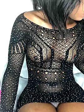 Snapshot of Fun_size86 chatting on 10/21/25, 08:42 Fun size86 online show from 10/21/25, 08:42