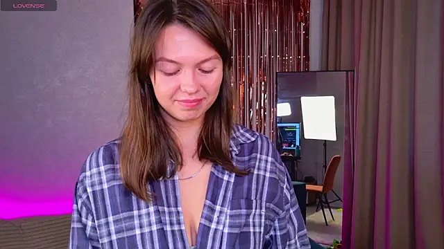 EllaCanny online show from 06/08/26, 03:29