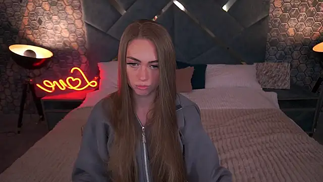 Snapshot of GoGoDream chatting on 11/23/25, 07:41 GoGoDream online show from 11/23/25, 07:41