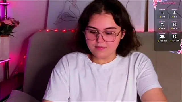  online show from 10/13/25, 09:09