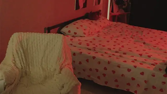 Al1ceGreen online show from 11/04/25, 07:46