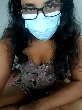 Snapshot of sexybolegirl chatting on 10/25/25, 05:51 sexybolegirl online show from 10/25/25, 05:51