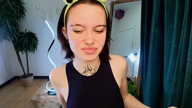 Elastikisss online show from 11/25/25, 02:33