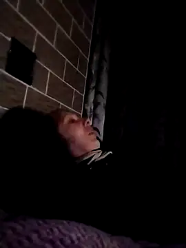 Snapshot of Ponka2011 chatting on 10/10/25, 01:59 Ponka2011 online show from 10/10/25, 01:59