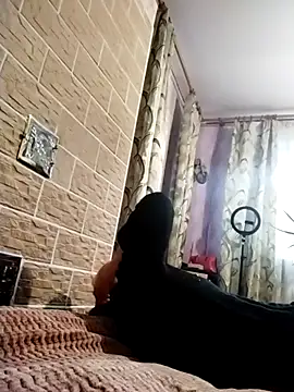 Snapshot of Ponka2011 chatting on 10/21/25, 05:08 Ponka2011 online show from 10/21/25, 05:08