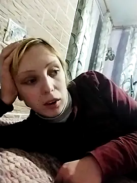 Snapshot of Ponka2011 chatting on 10/23/25, 05:29 Ponka2011 online show from 10/23/25, 05:29