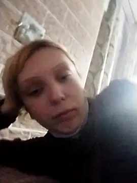 Snapshot of Ponka2011 chatting on 10/31/25, 06:47 Ponka2011 online show from 10/31/25, 06:47