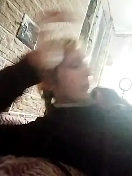 Snapshot of Ponka2011 chatting on 11/02/25, 06:38 Ponka2011 online show from 11/02/25, 06:38