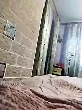 Snapshot of Ponka2011 chatting on 11/05/25, 06:24 Ponka2011 online show from 11/05/25, 06:24