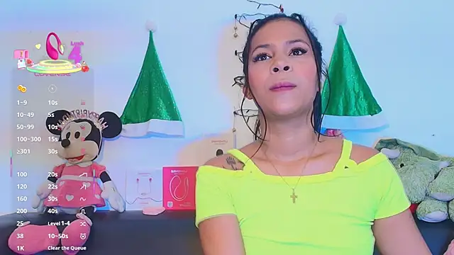 Snapshot of Natty_Reyes chatting on 12/13/25, 07:53 Natty Reyes online show from 12/13/25, 07:53