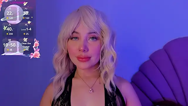 Snapshot of nicol_gw7 chatting on 10/18/25, 03:53 nicol gw7 online show from 10/18/25, 03:53