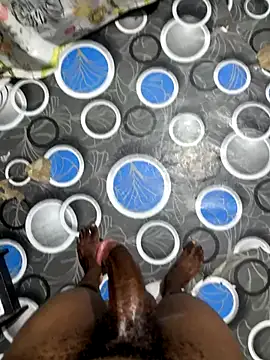 BlackCurvyDickk online show from 10/31/25, 12:33