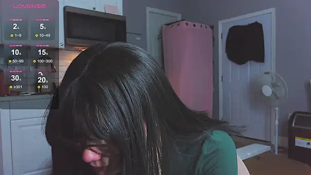 Snapshot of LunaMilav chatting on 10/18/25, 11:16 LunaMilav online show from 10/18/25, 11:16