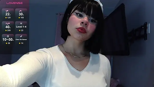 Snapshot of LunaMilav chatting on 11/07/25, 01:38 LunaMilav online show from 11/07/25, 01:38