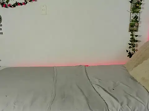 Snapshot of michell_anyeli chatting on 10/25/25, 10:59 michell anyeli online show from 10/25/25, 10:59