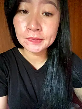 Snapshot of violet-00 chatting on 10/07/25, 01:58 violet-00 online show from 10/07/25, 01:58