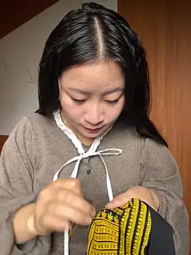 Snapshot of violet-00 chatting on 11/01/25, 12:56 violet-00 online show from 11/01/25, 12:56