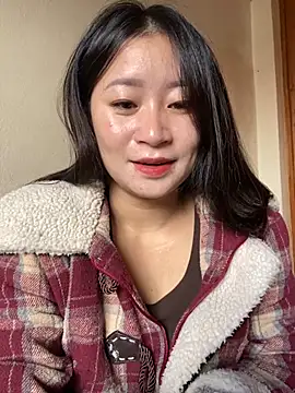 Snapshot of violet-00 chatting on 11/15/25, 02:20 violet-00 online show from 11/15/25, 02:20