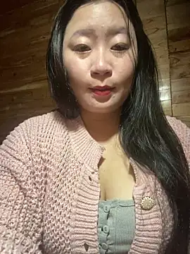 Snapshot of violet-00 chatting on 02/23/26, 01:25 violet-00 online show from 02/23/26, 01:25