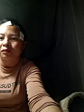 Snapshot of xuxulovezz chatting on 09/23/25, 11:57 xuxulovezz online show from 09/23/25, 11:57