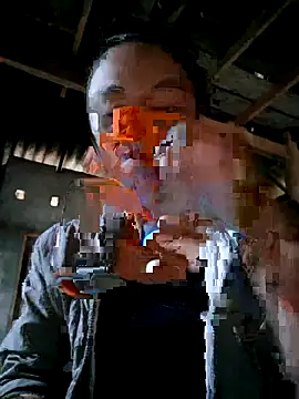 Snapshot of xuxulovezz chatting on 10/07/25, 12:30 xuxulovezz online show from 10/07/25, 12:30