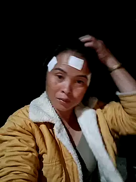 Snapshot of xuxulovezz chatting on 10/14/25, 11:55 xuxulovezz online show from 10/14/25, 11:55