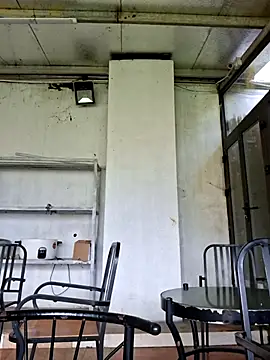 Snapshot of xuxulovezz chatting on 10/18/25, 04:48 xuxulovezz online show from 10/18/25, 04:48