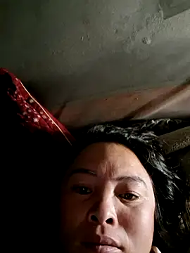 Snapshot of xuxulovezz chatting on 11/01/25, 11:07 xuxulovezz online show from 11/01/25, 11:07