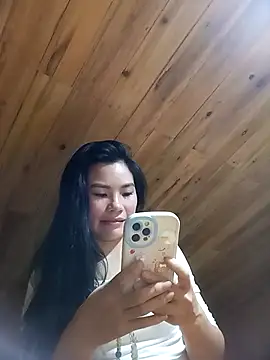 Snapshot of Suny_babyy chatting on 10/27/25, 02:32 Suny babyy online show from 10/27/25, 02:32