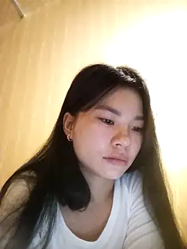 Snapshot of Suny_babyy chatting on 11/07/25, 12:32 Suny babyy online show from 11/07/25, 12:32