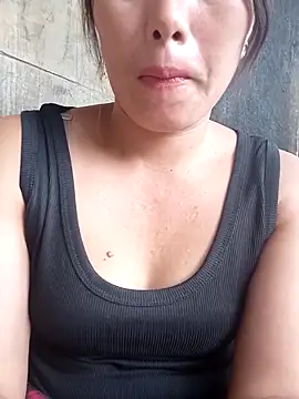 Snapshot of Smile-sexy chatting on 09/25/25, 05:00 Smile-sexy online show from 09/25/25, 05:00