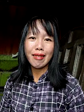 Snapshot of helenzz chatting on 10/03/25, 03:14 helenzz online show from 10/03/25, 03:14