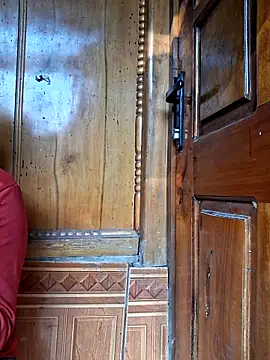 Snapshot of helenzz chatting on 10/18/25, 12:24 helenzz online show from 10/18/25, 12:24