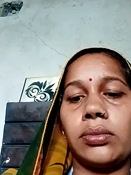 Snapshot of Rupali_ji chatting on 10/17/25, 11:35 Rupali ji online show from 10/17/25, 11:35