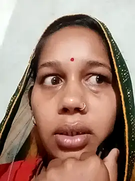 Snapshot of Rupali_ji chatting on 10/23/25, 10:19 Rupali ji online show from 10/23/25, 10:19