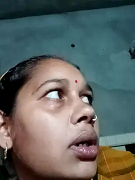 Snapshot of Rupali_ji chatting on 11/04/25, 10:03 Rupali ji online show from 11/04/25, 10:03