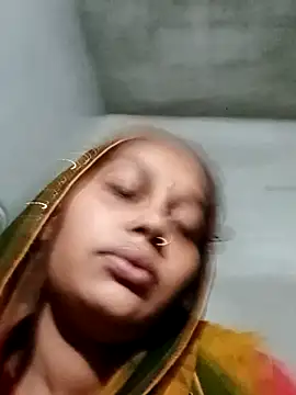 Snapshot of Rupali_ji chatting on 11/28/25, 12:13 Rupali ji online show from 11/28/25, 12:13