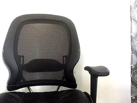 Zola Nooryi online show from 10/06/25, 02:14