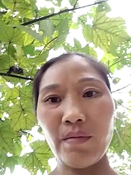 Snapshot of abigail-00 chatting on 09/24/25, 11:57 abigail-00 online show from 09/24/25, 11:57