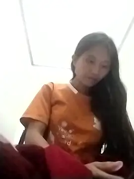 Snapshot of abigail-00 chatting on 09/26/25, 01:48 abigail-00 online show from 09/26/25, 01:48