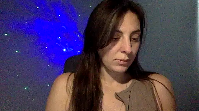 Snapshot of Myronell chatting on 10/01/25, 08:53 Myronell online show from 10/01/25, 08:53