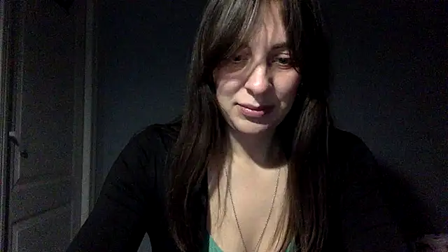 Snapshot of Myronell chatting on 10/20/25, 05:35 Myronell online show from 10/20/25, 05:35