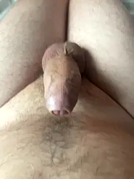 Snapshot of Andrew150394 chatting on 10/15/25, 06:24 Andrew150394 online show from 10/15/25, 06:24