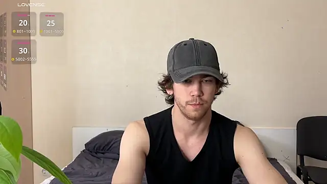 luca syn online show from 10/15/25, 10:37