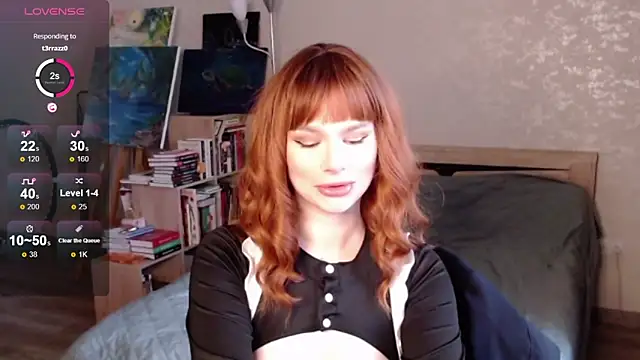 Snapshot of bbJ_one chatting on 10/20/25, 07:42 bbJ one online show from 10/20/25, 07:42