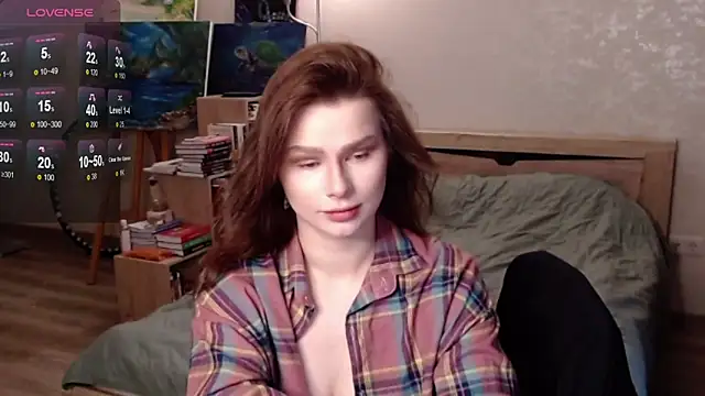 Snapshot of bbJ_one chatting on 10/28/25, 10:30 bbJ one online show from 10/28/25, 10:30